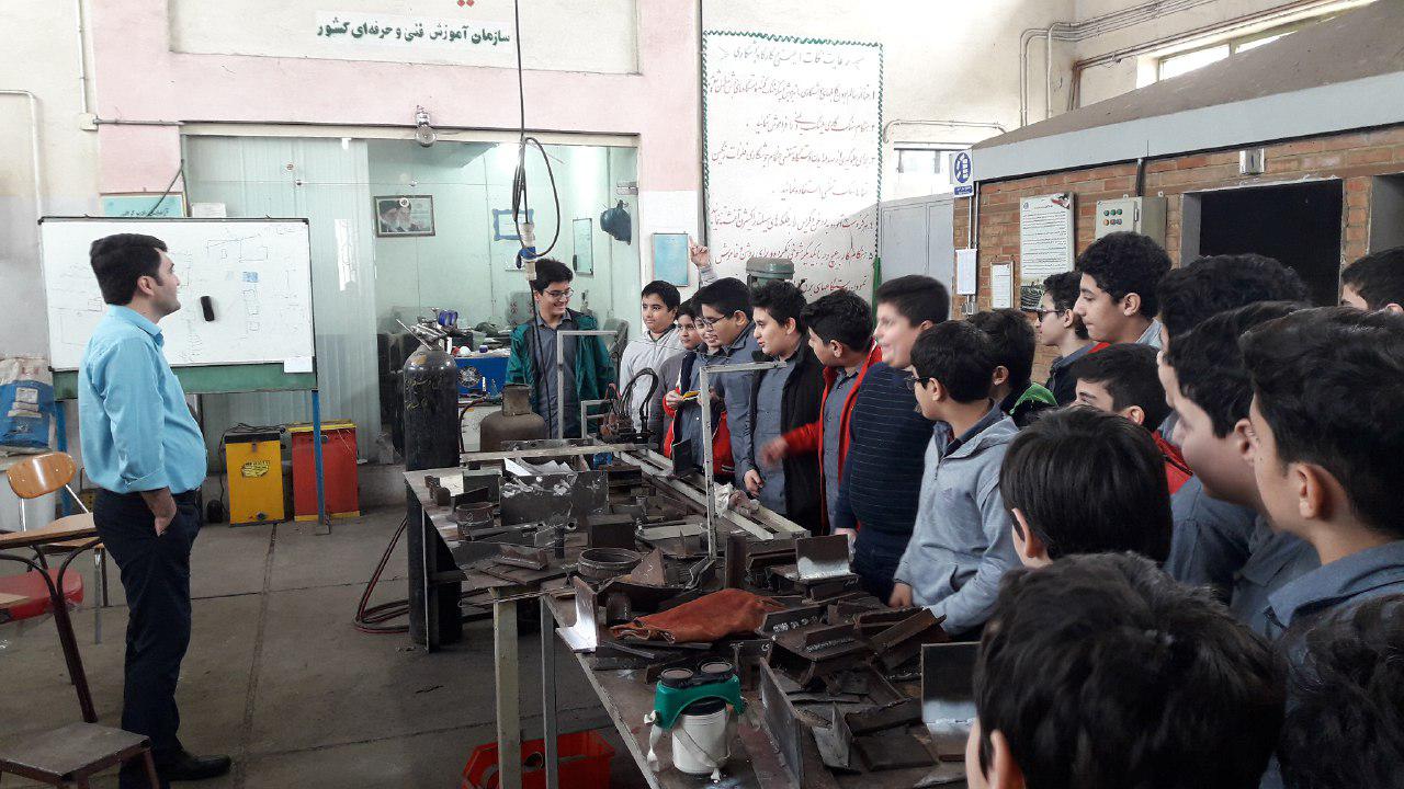 آخرین روز بازدید دانش آموزان از مرکز شهید انصاری