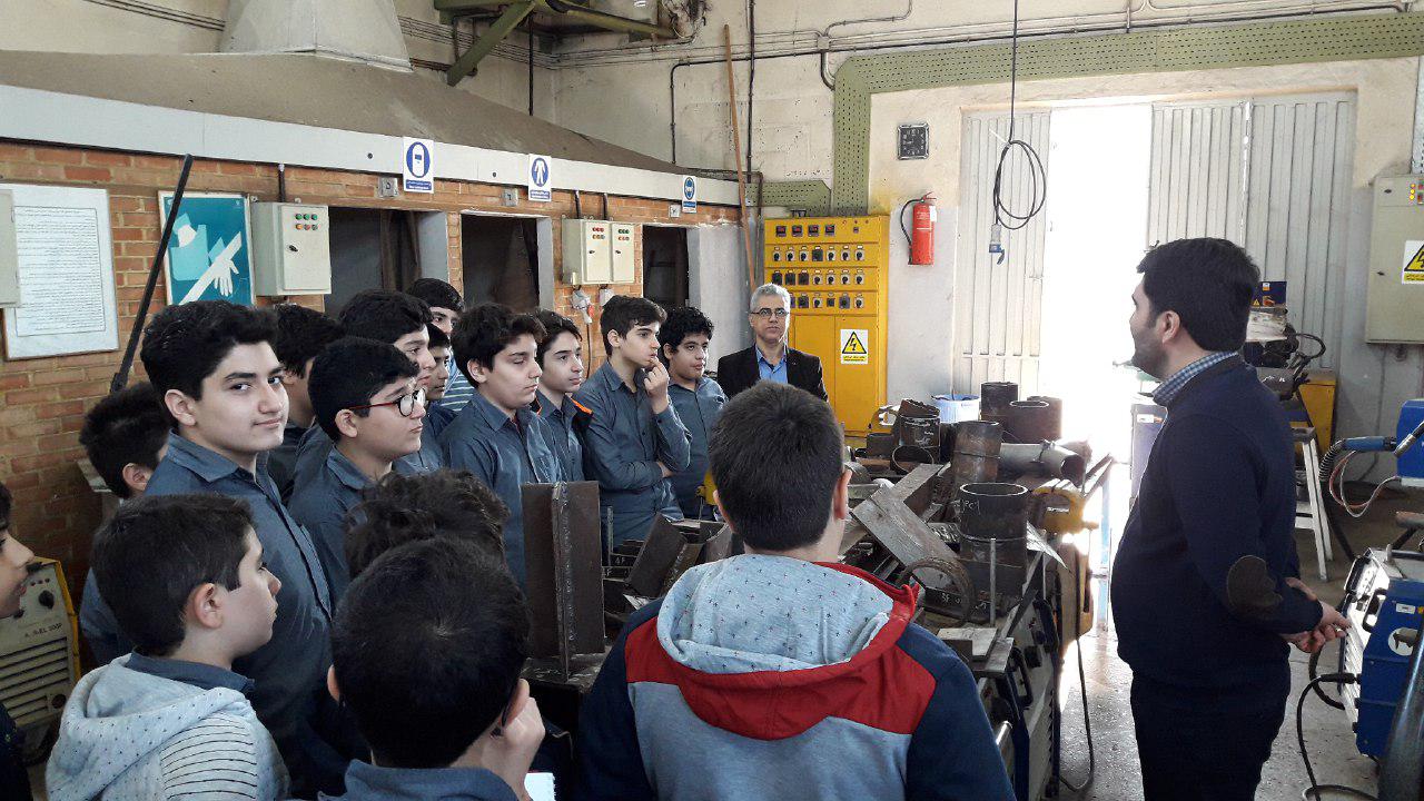 آخرین روز بازدید دانش آموزان از مرکز شهید انصاری