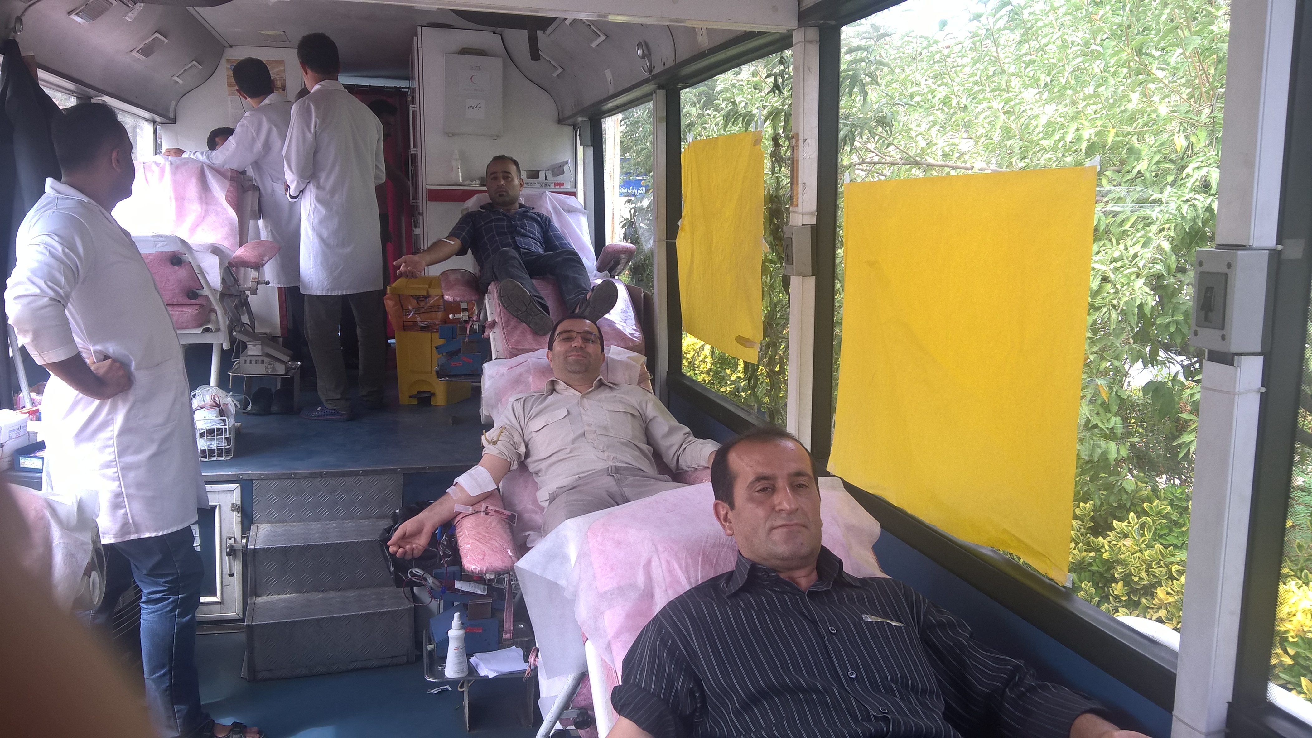 حضور تیم سیار انتقال خون در مرکز شهید انصاری 