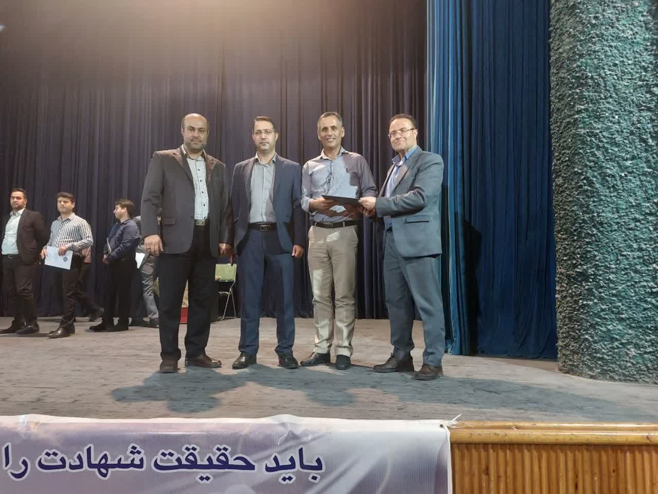 تقدیر از مربی اتومکانیک مرکز شهید خوش سیرت شهرستان آستانه اشرفیه مهندس سید تقی سعادت بمناسبت گرامیداشت هفته دولت 