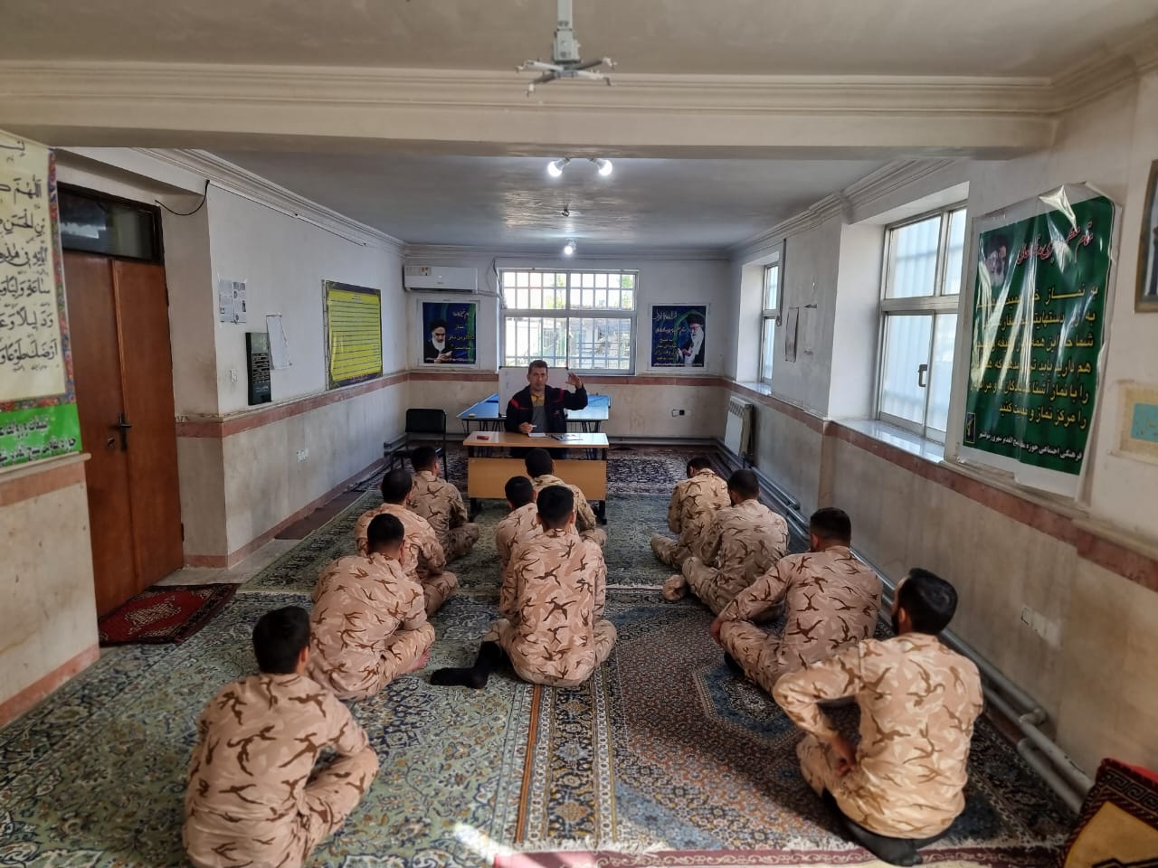 آموزش سربازان گردان  امام حسین (ع) شهرستان رضوانشهر