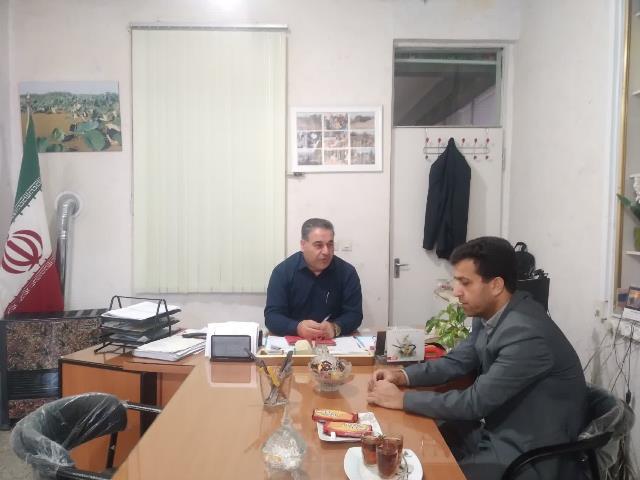 دیدار سرپرست مرکز آموزش فنی و حرفه ای میرزاکوچک صومعه سرا با شهردار تولمشهر