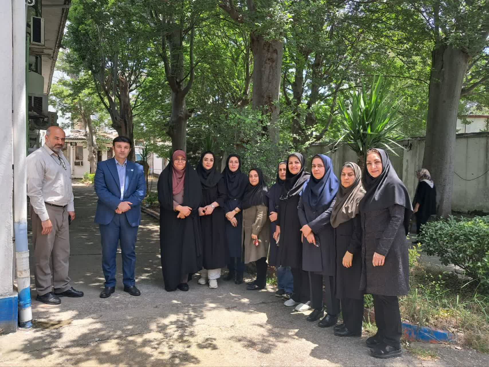 بازدید مدیر کل محترم از مرکز فنی و حرفه ای خواهران  رشت 