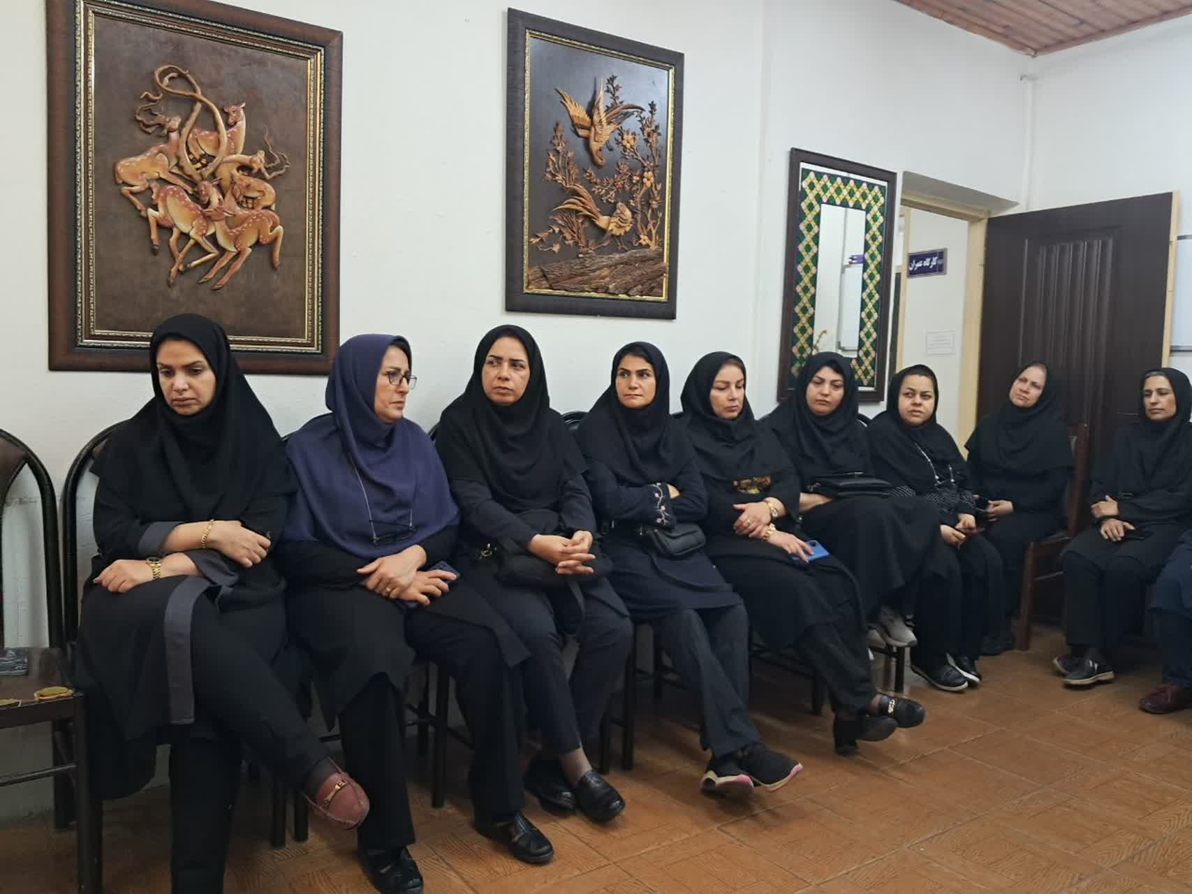 بازدید دکتر فلاح نمایده محترم مجلس  از مرکز خواهران رشت 